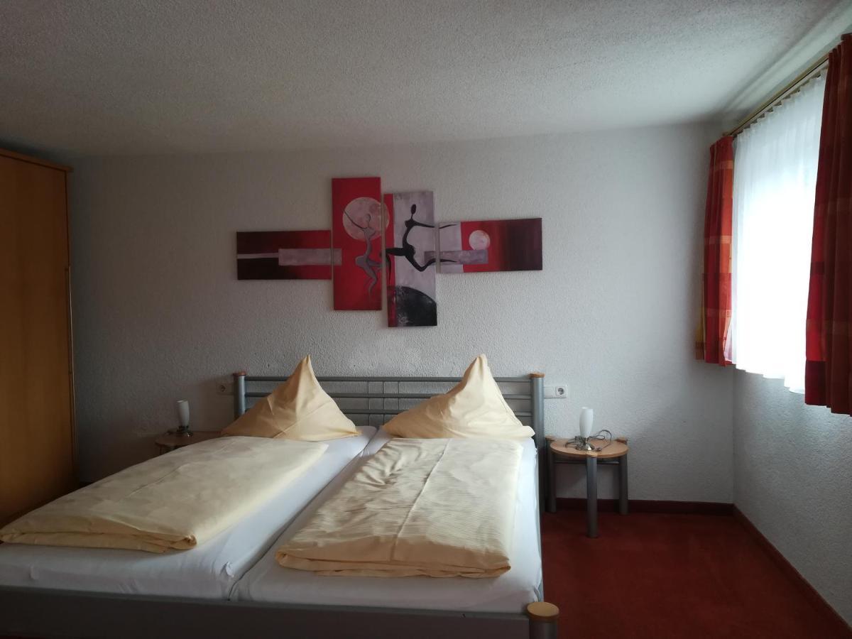 Holzgauerhof Bed & Breakfast Bagian luar foto
